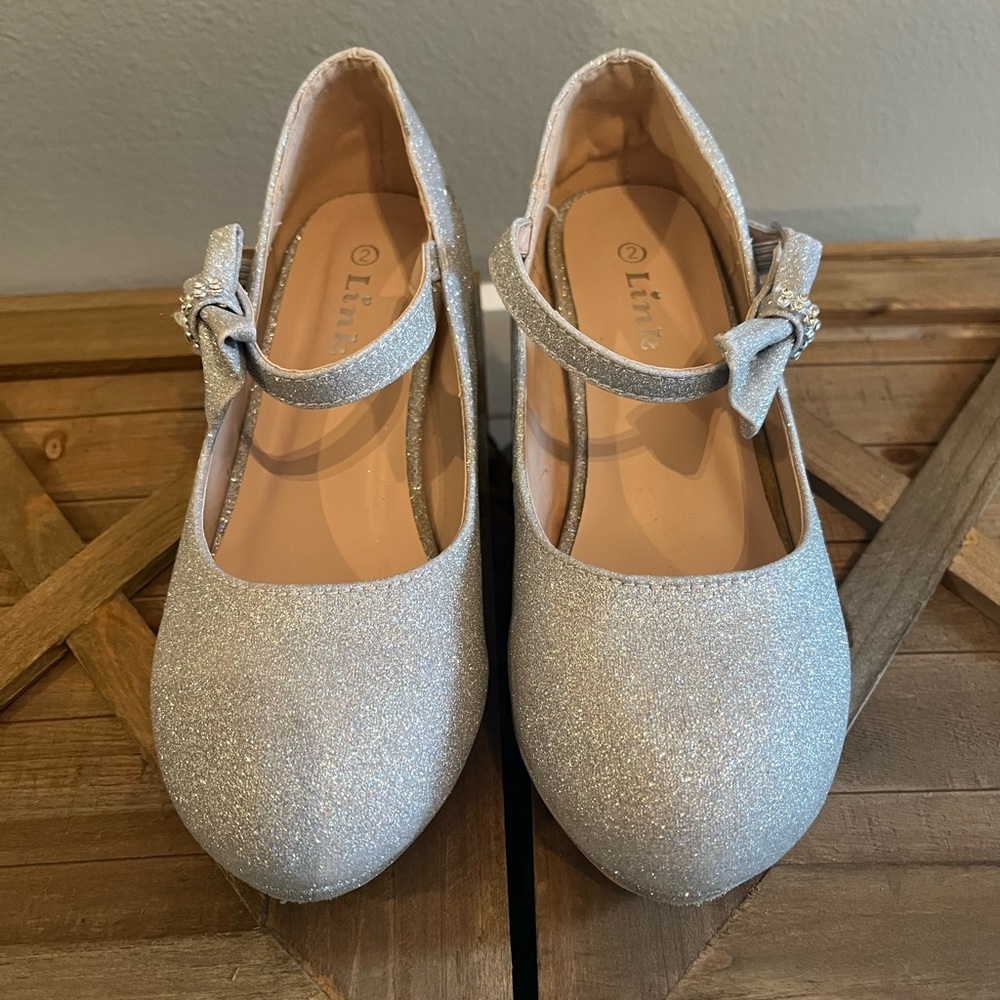 Little Girl Silver Sparkly Heels Link Brand Size Youth 2